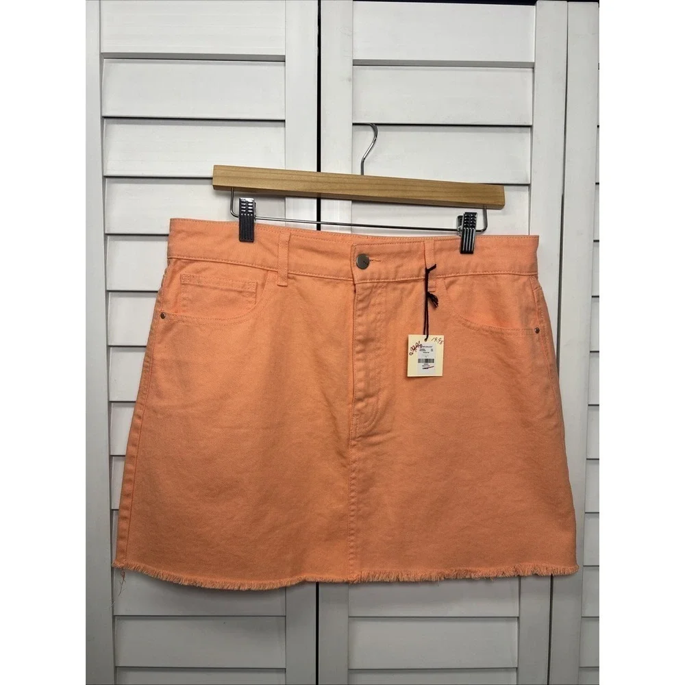 Francesca's tgla Jessa Fray Bottom Denim Mini Skirt Size Large Neon Orange NWT